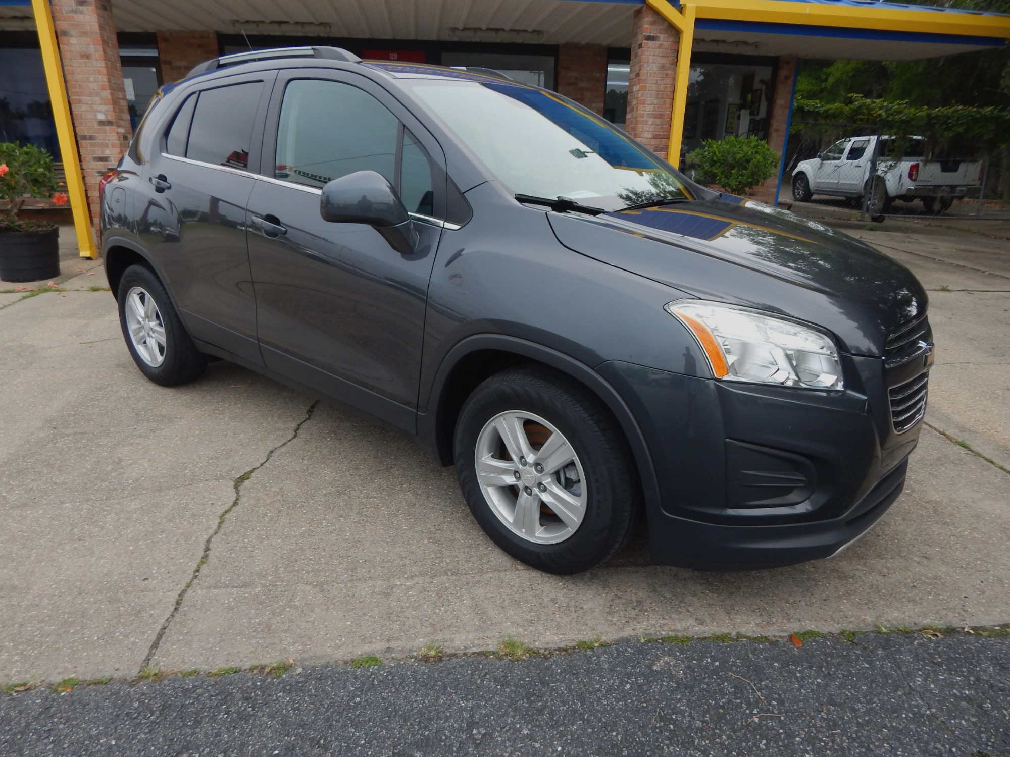photo of 2016 Chevrolet Trax LT FWD